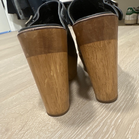 Urban outfitters high heel clogs - Picture 3 of 3